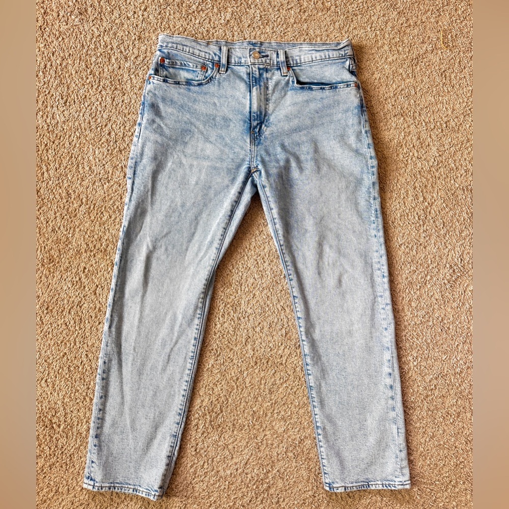 Men’s Levi’s 502 jean
